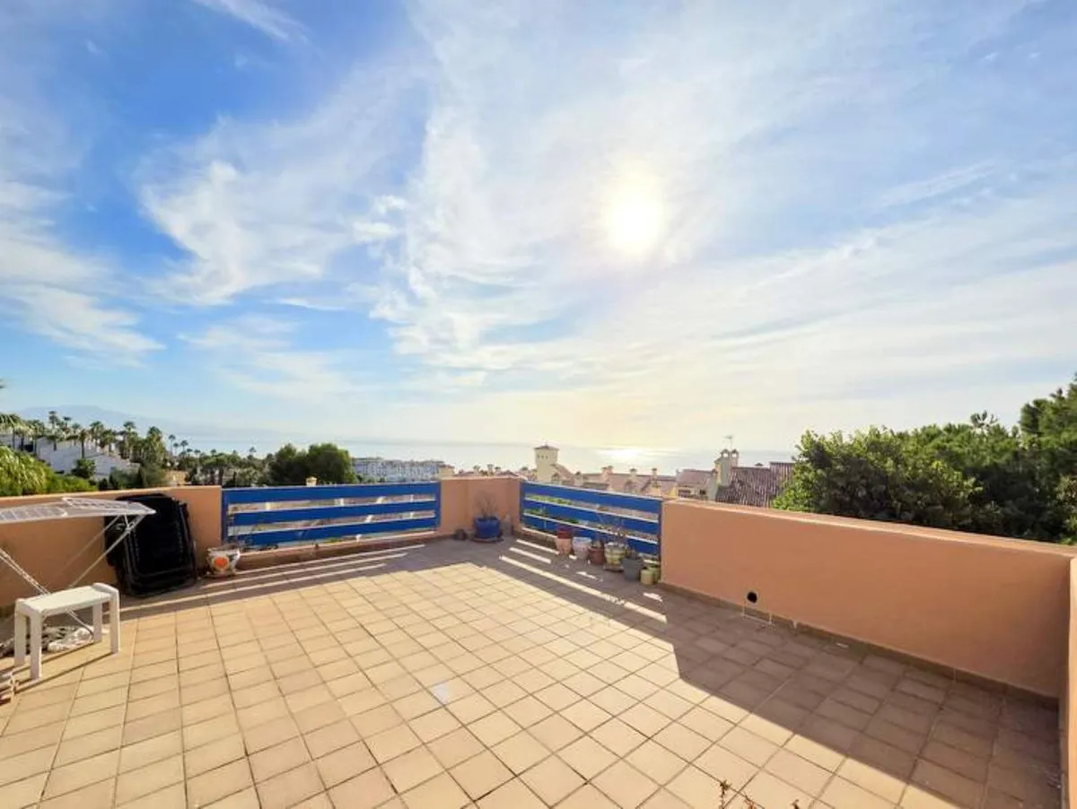 1a9a9850-77a0-4eee-bbd8-23418cd08dff