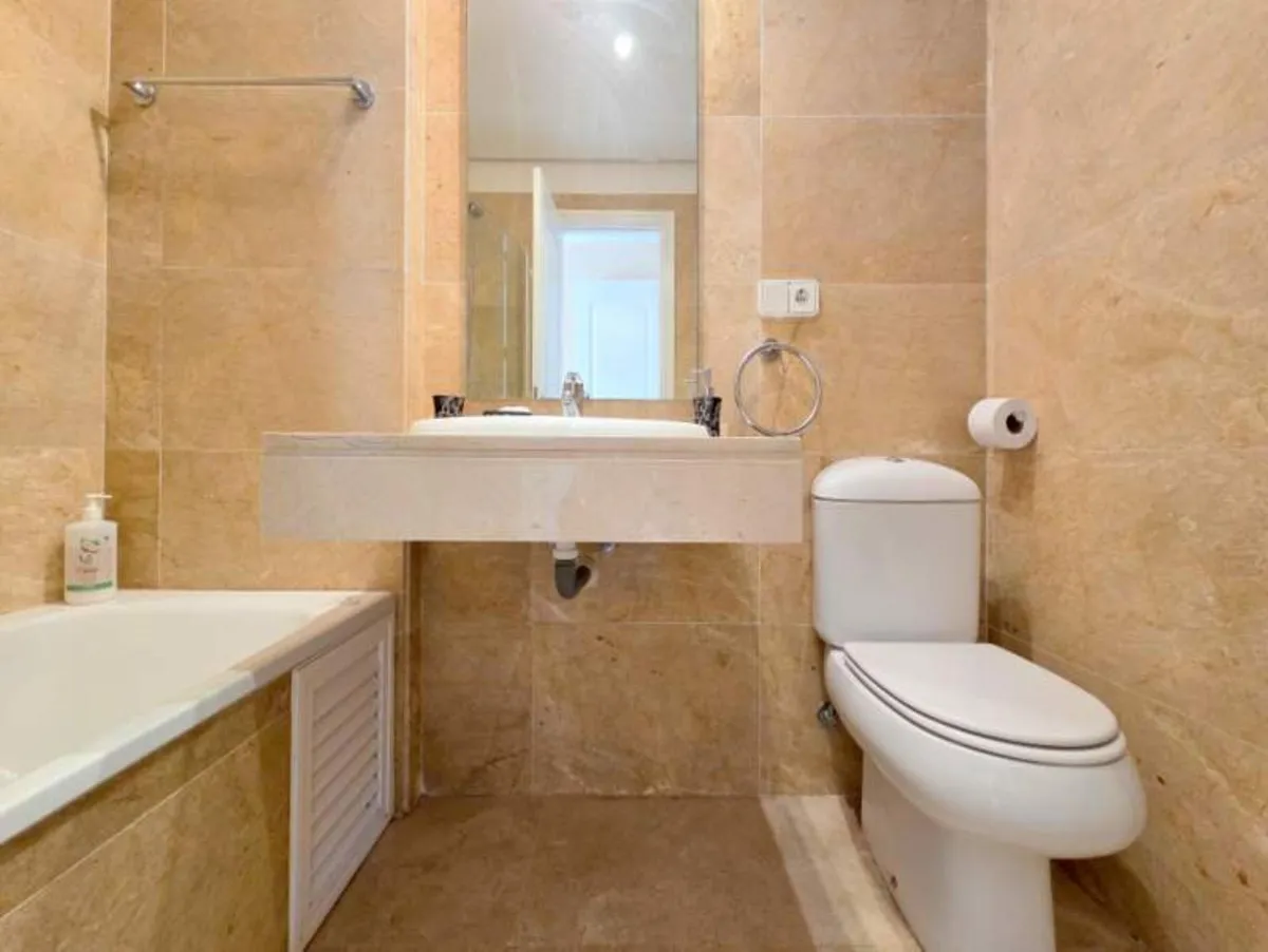 80f54ea1-a9d6-43cc-8c37-0f95624936ba