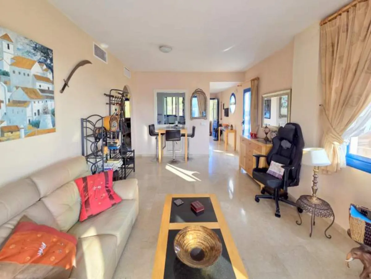 f25e229e-c193-4d46-874e-47b05231fc00