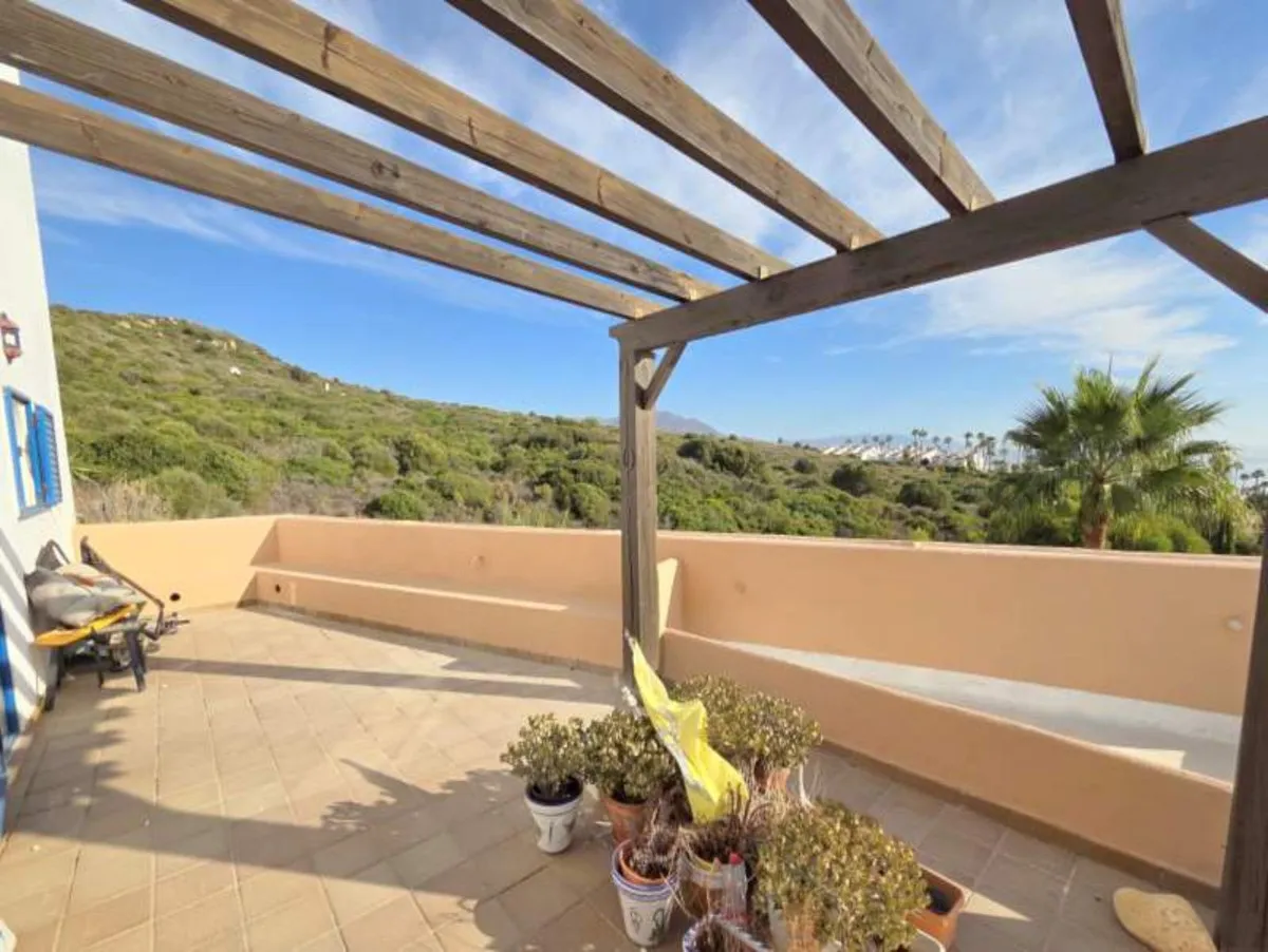 f5a1b0f3-c5f0-4dee-9206-335071e2b998