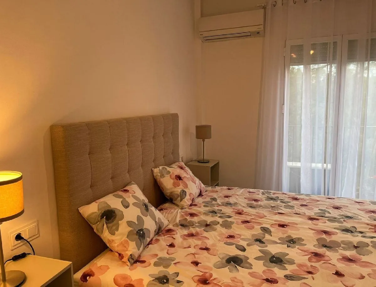 2049c0d9-2211-4869-b4a9-47e445133e80