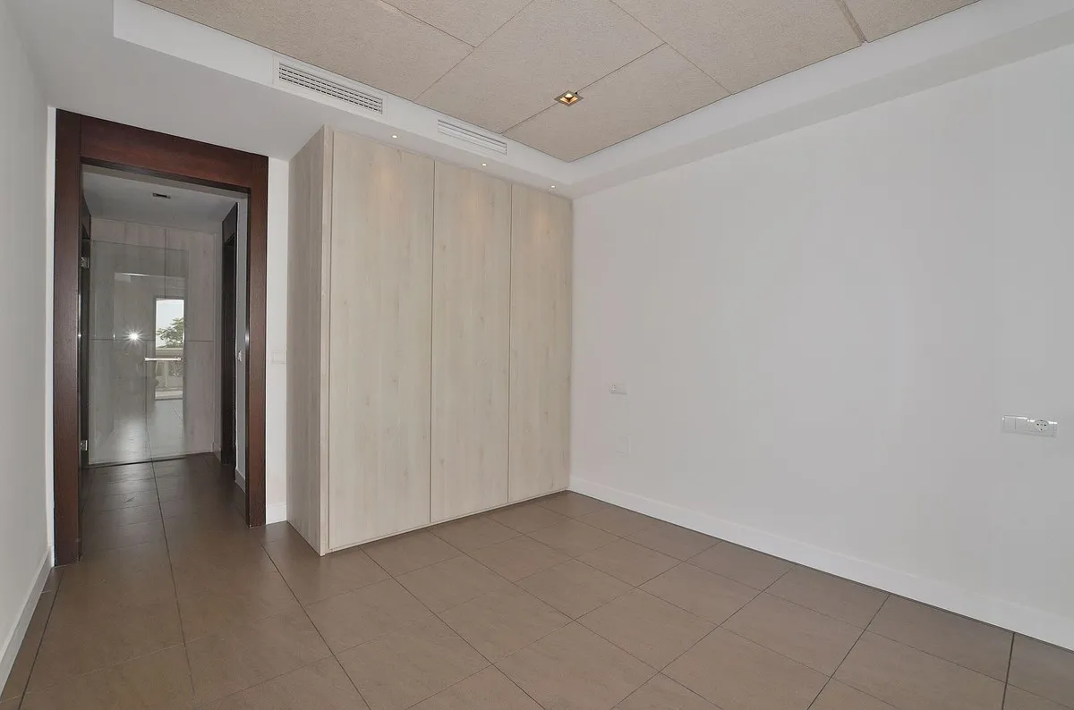 22939e9b-095e-45dd-ae97-db861dfbe7eb