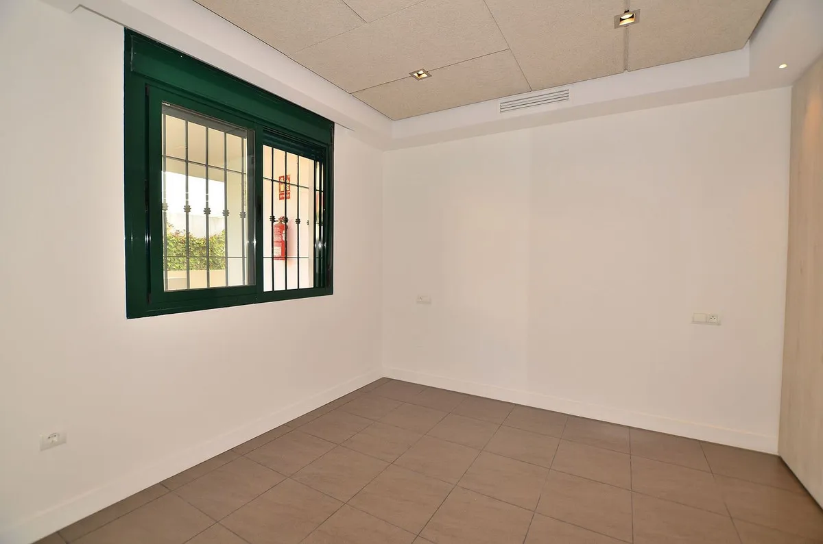 ff8f500a-82a1-4d2b-9087-1fb1751d6abf