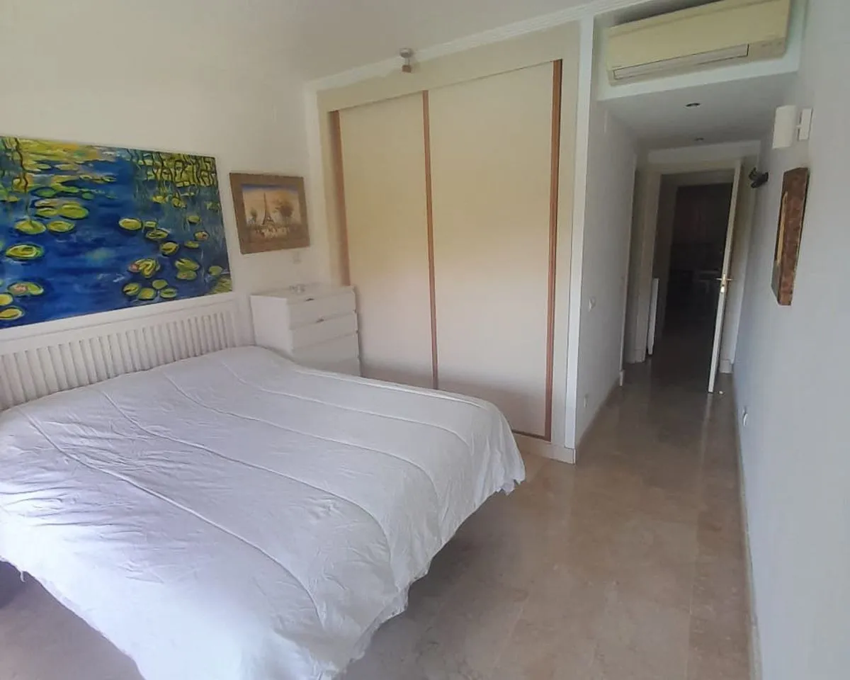 ba78b082-4c52-49ca-a132-7fa9fa28af74