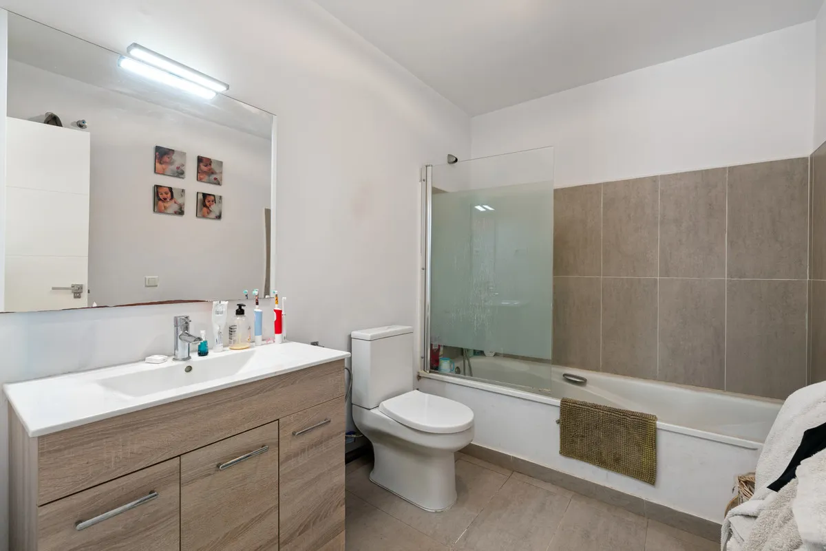 c9083b7a-1175-43d7-9bcc-4133d6becd0b