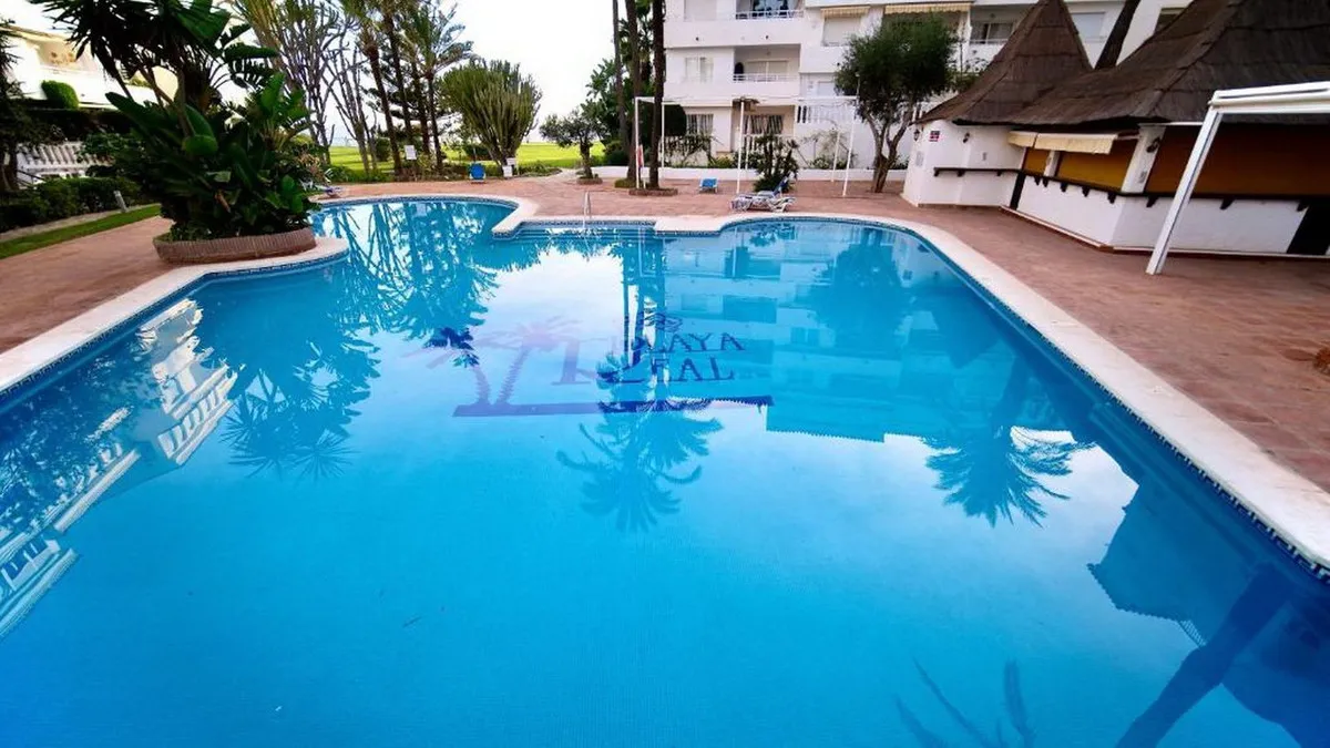 03e0c5ef-48be-42d5-bd33-1232a8d10685