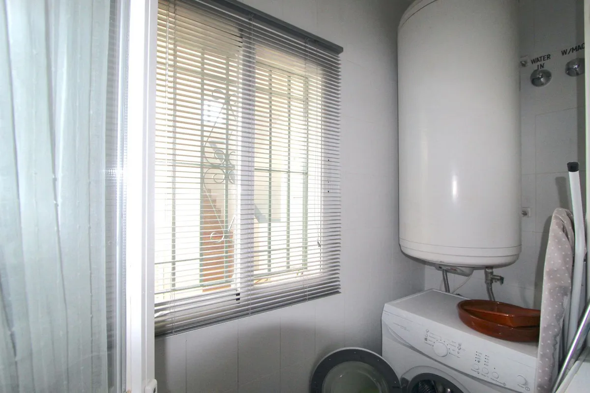 5824ca5f-cb03-4fd5-bc8e-a2d5c694b80e