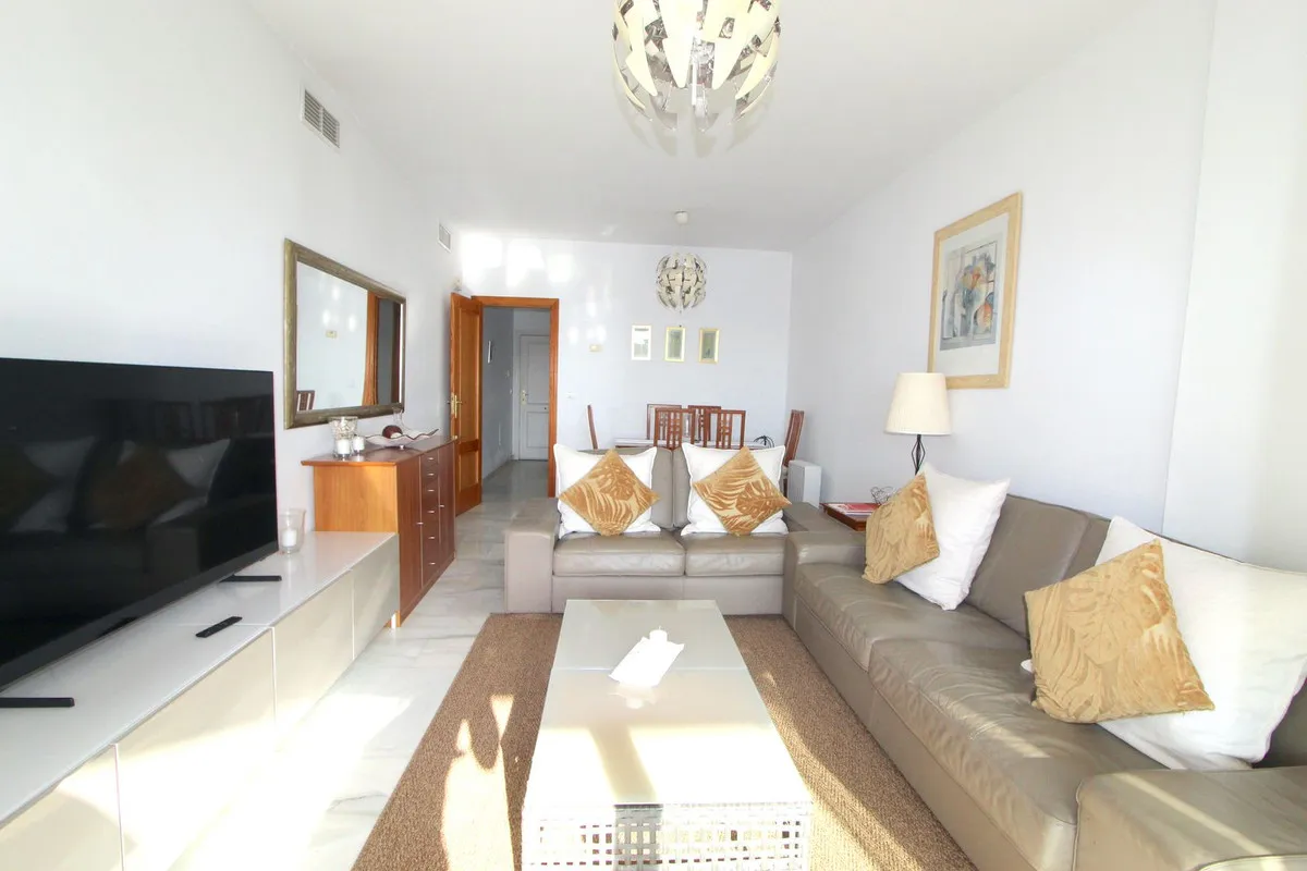 d9311e8d-8073-42a1-91d8-b0df5ee401be