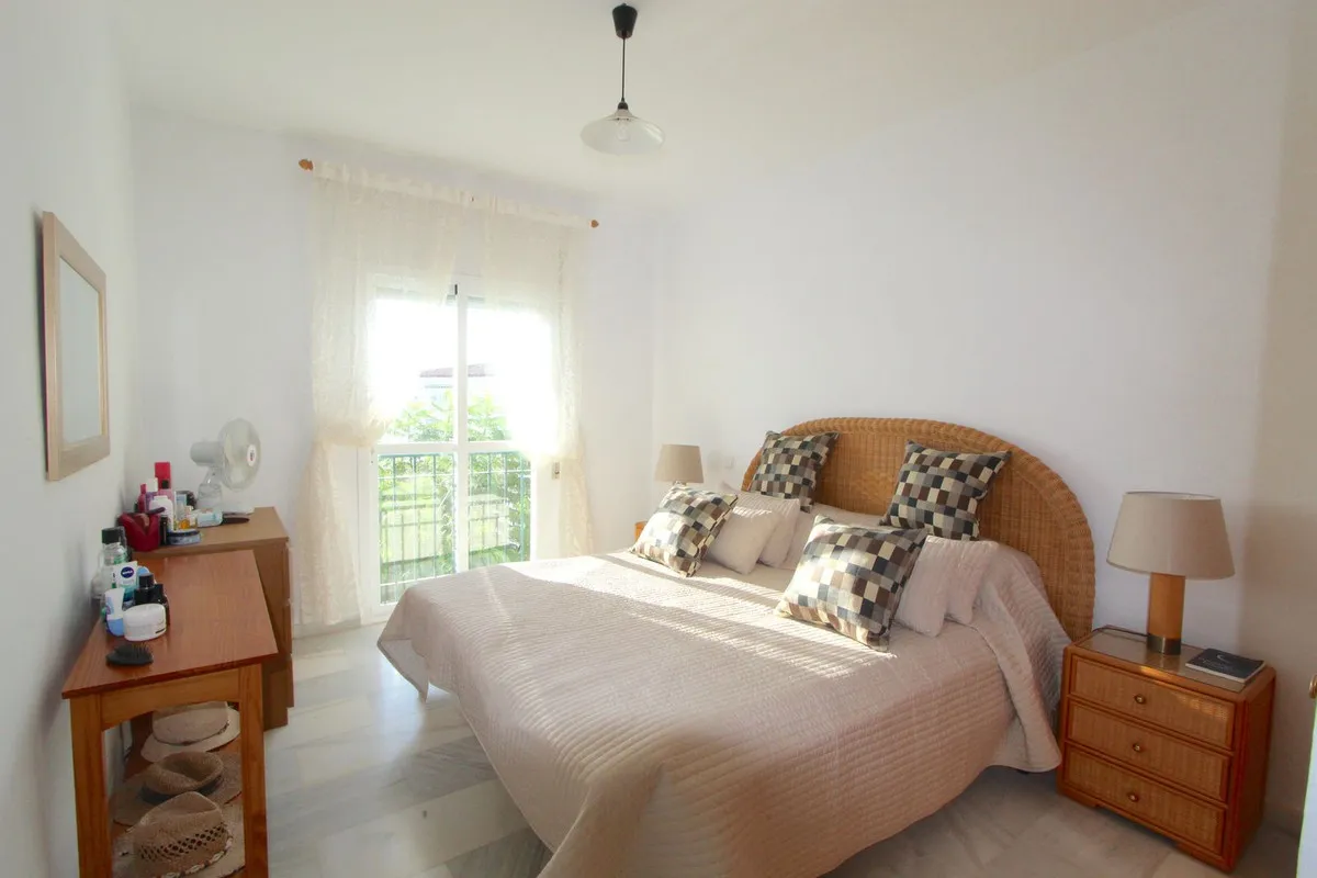 f7cc5a68-f5e4-4882-b604-4bb8178073dc