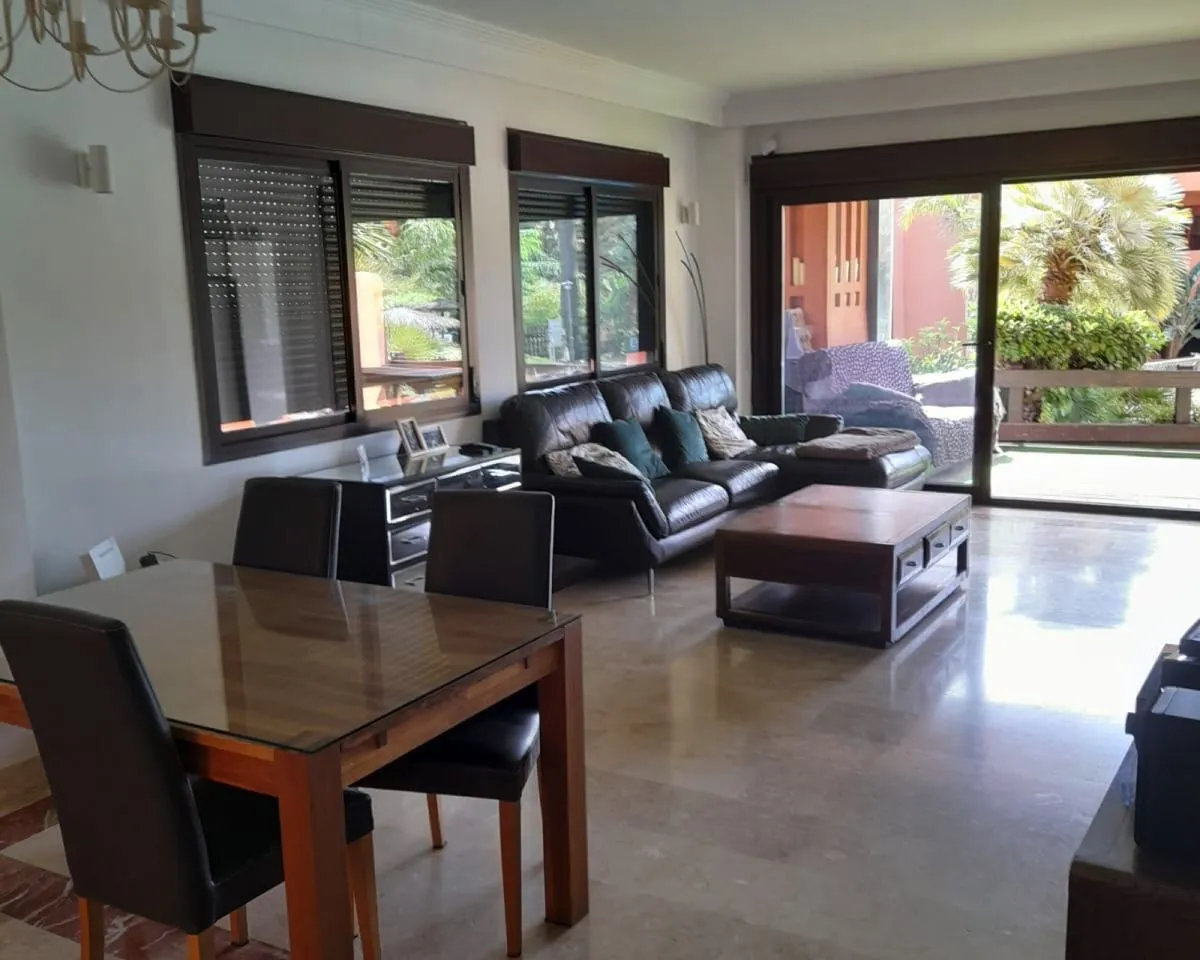 429034f4-749f-49f1-8e76-a10ff2190f91