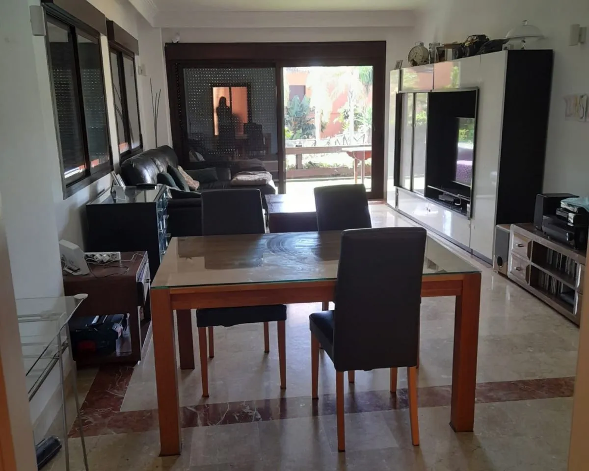 656babef-8121-420e-b274-2dcf1b025e01