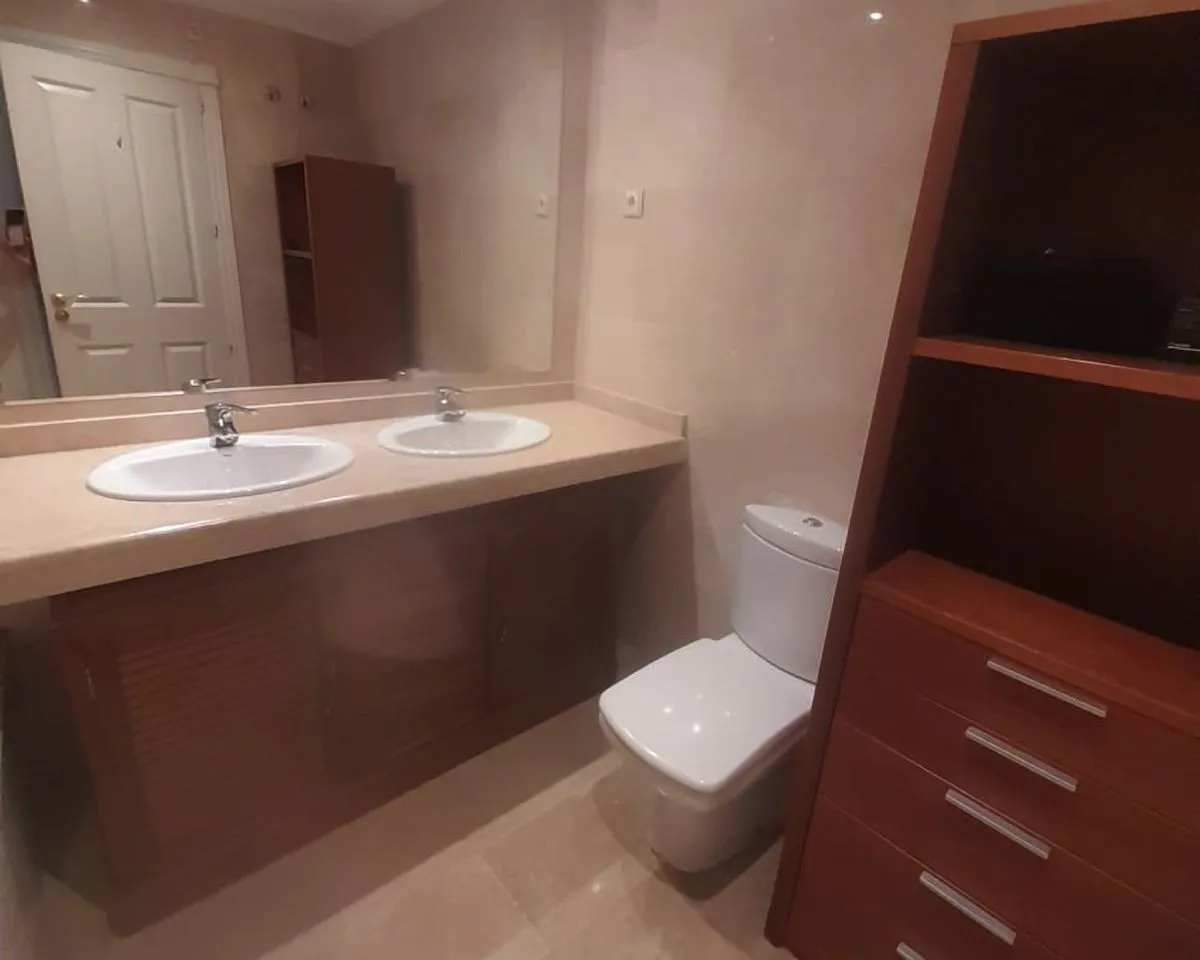 7104f6eb-a155-48ce-899d-8f064f3ebe1c