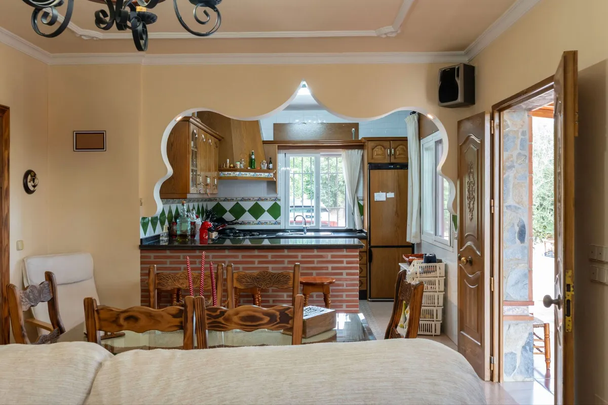 4557538e-807f-4b6a-99e8-85f2b02d5b6a