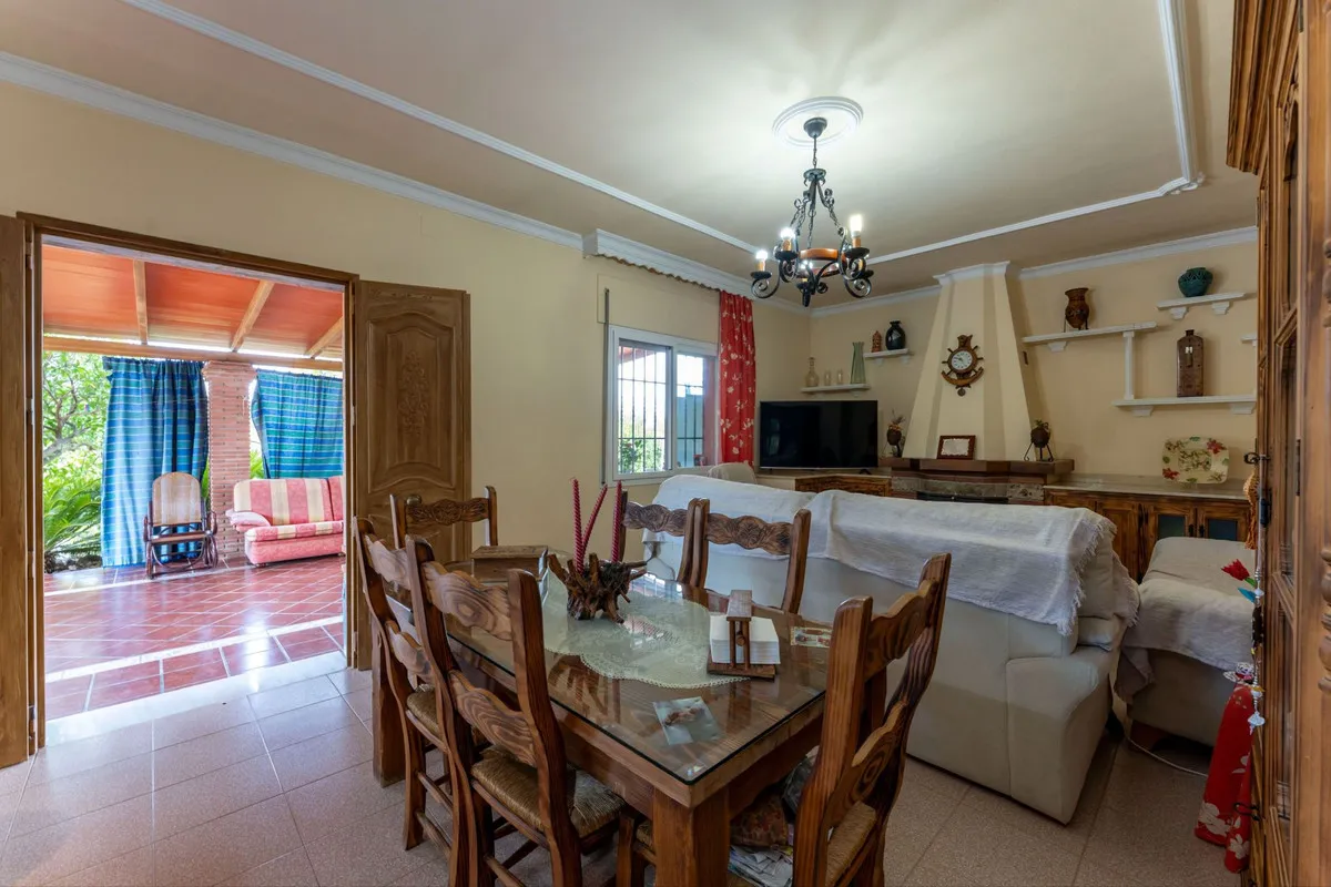 e4abc5b6-fcfd-415f-9480-1c4ef4fffde1