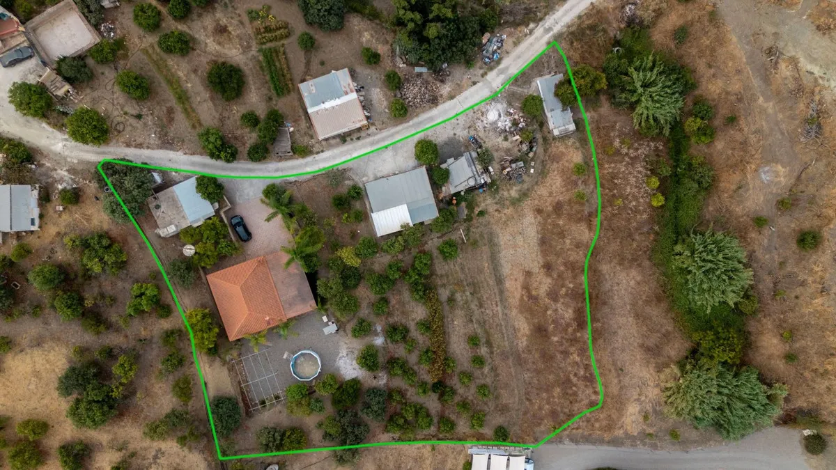 f2f9a232-9be6-4bb9-bcb0-e19bf8f29892