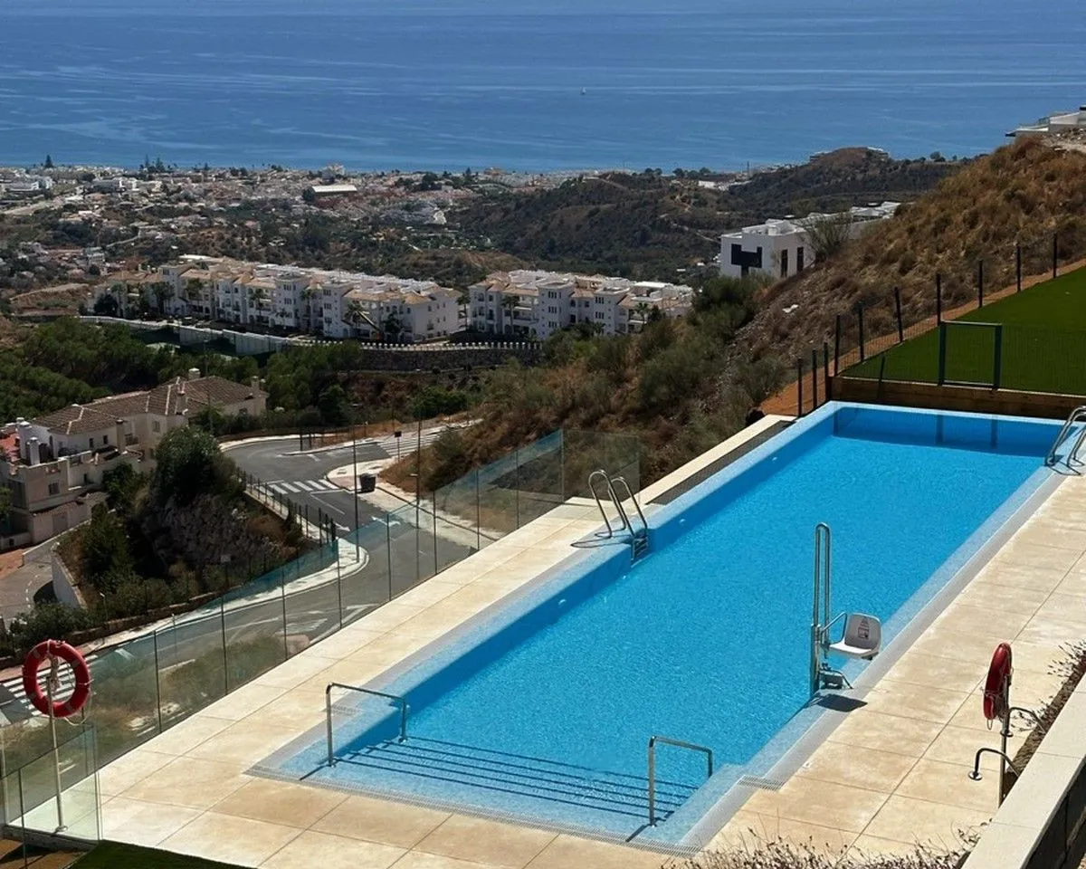 106e8974-dc19-49c0-98f3-994e2d056e07