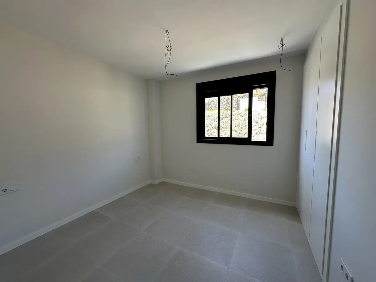 edb2d0c3-25c0-4414-aae4-c5e6a232a48b