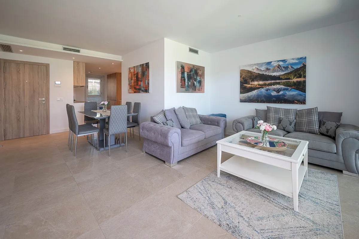 09de3256-3870-4307-b5ca-91244a8b448c