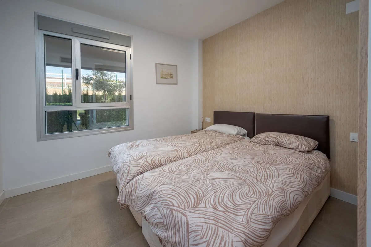 8eef88b3-dc23-487b-ac8f-9449dfaa8592