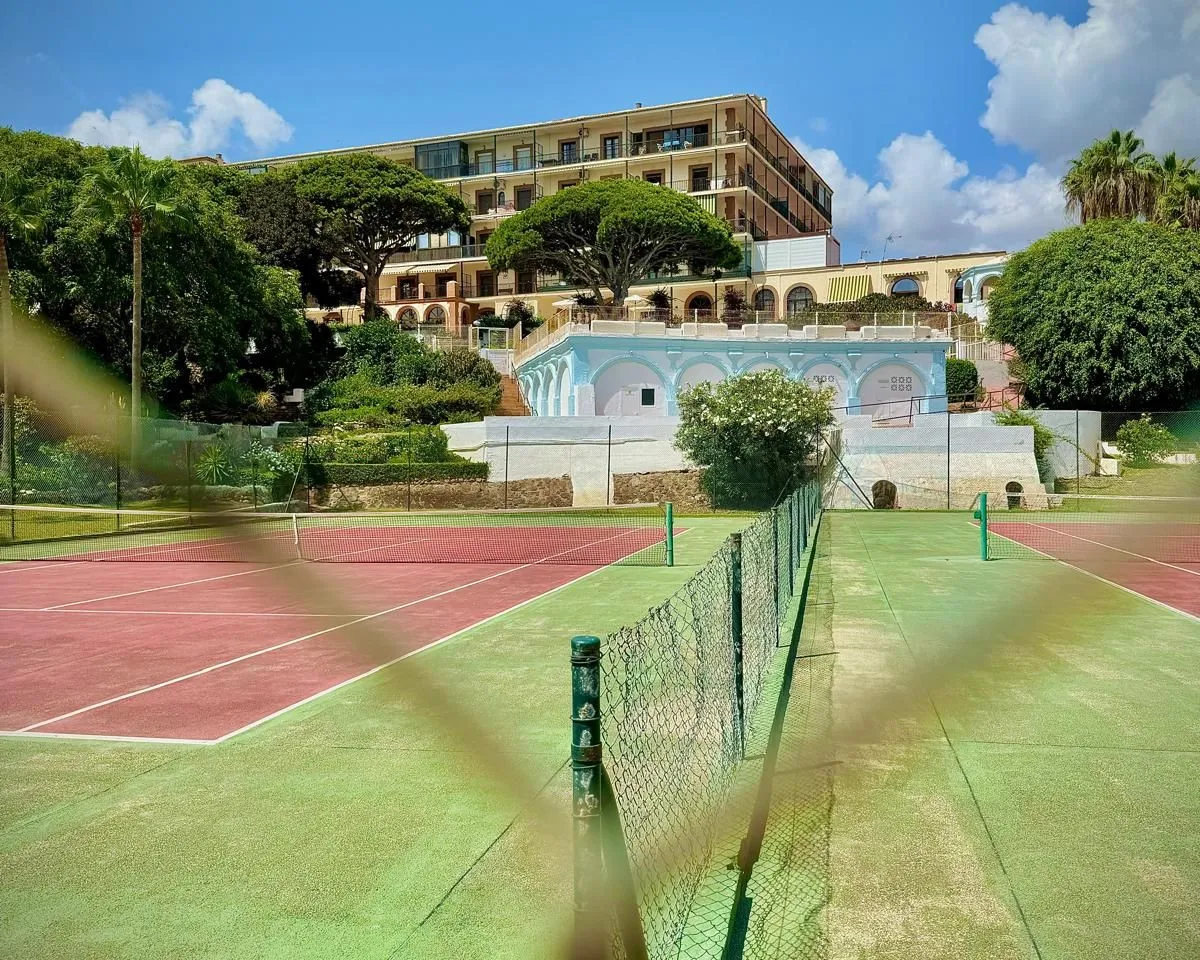 09d3c421-8893-4d0a-bca1-6a4fcec98275