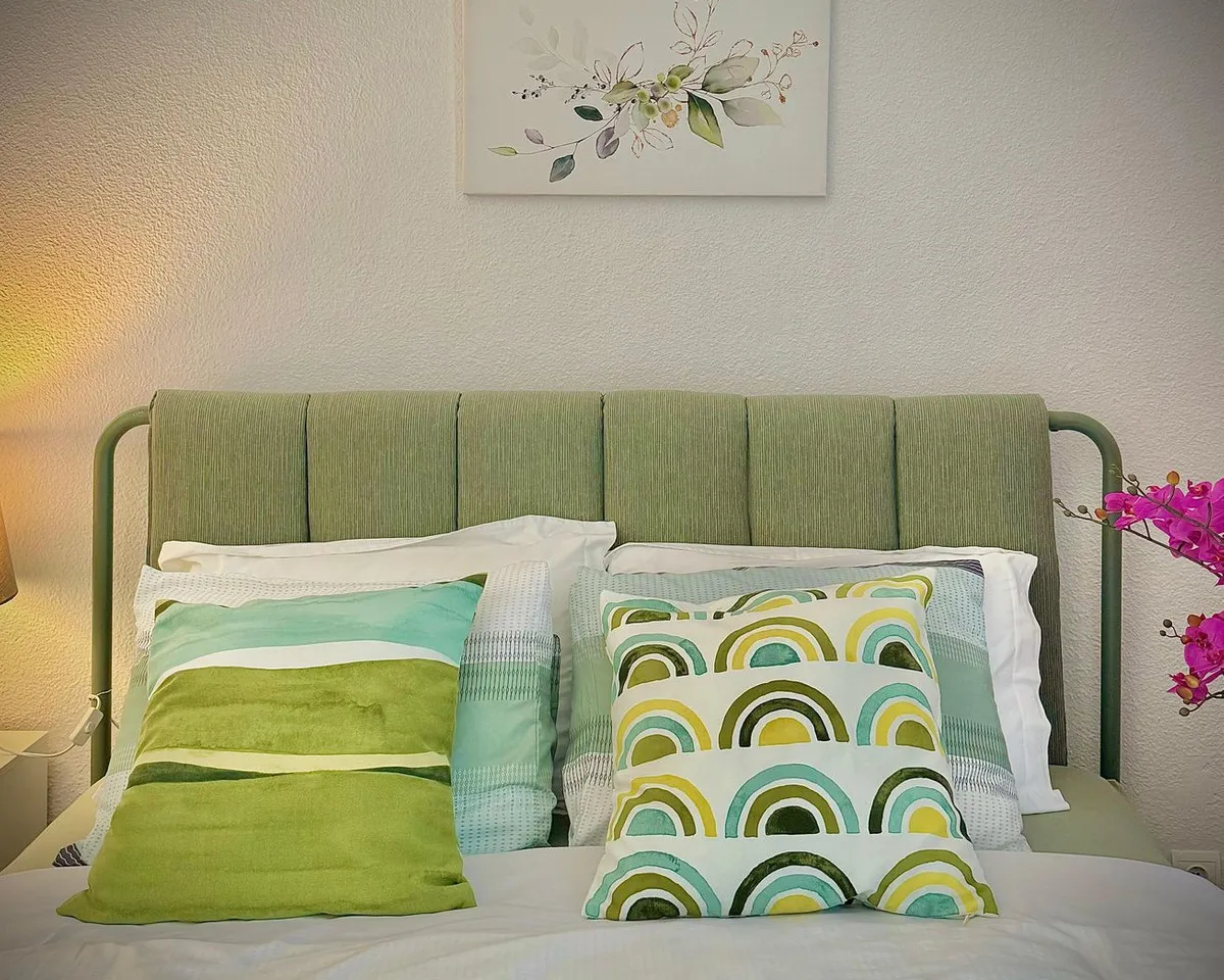 c6b94003-6868-48d8-a58d-c84643aee01d