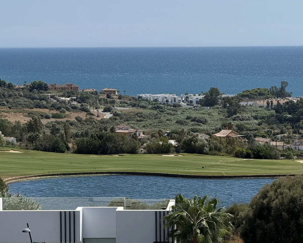 70ff5d55-5c7d-4bb5-bdde-d60a64ca084b