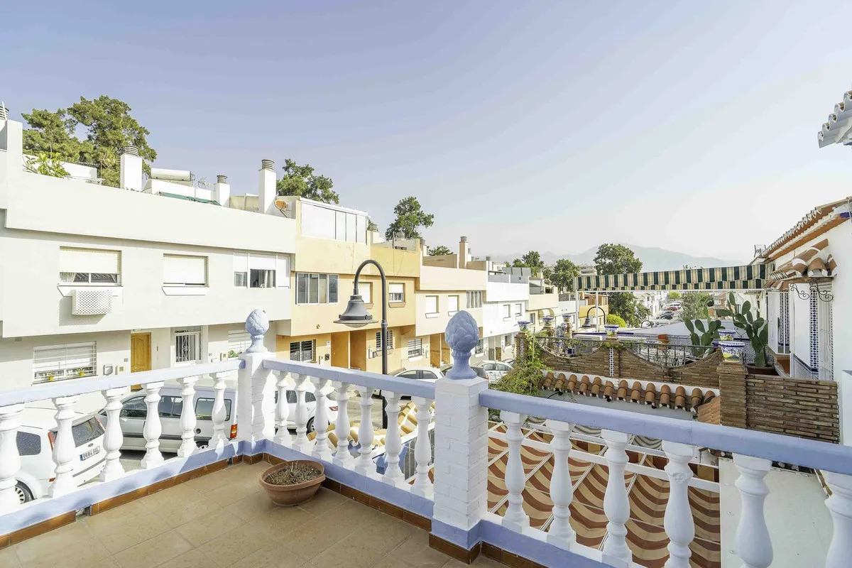 37997081-dd8b-4b8b-b457-a2c29204e157