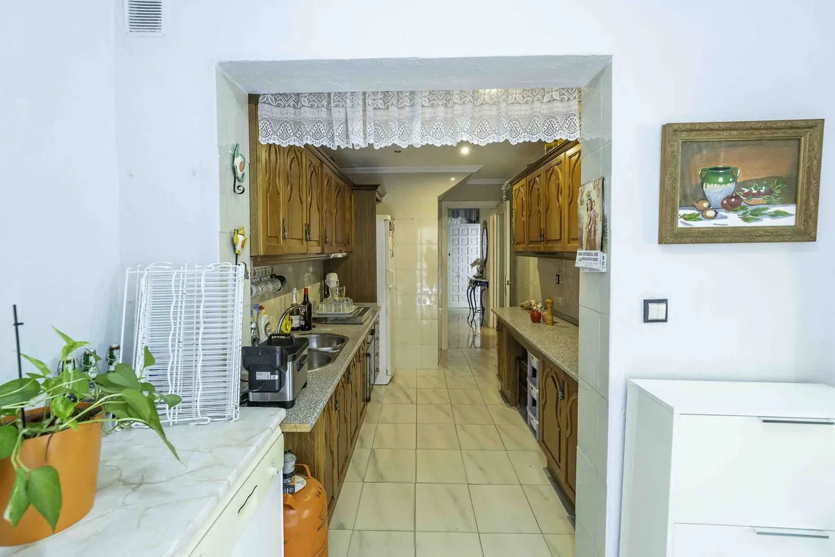 9d50aa68-311d-48b6-b58d-832013085d3c