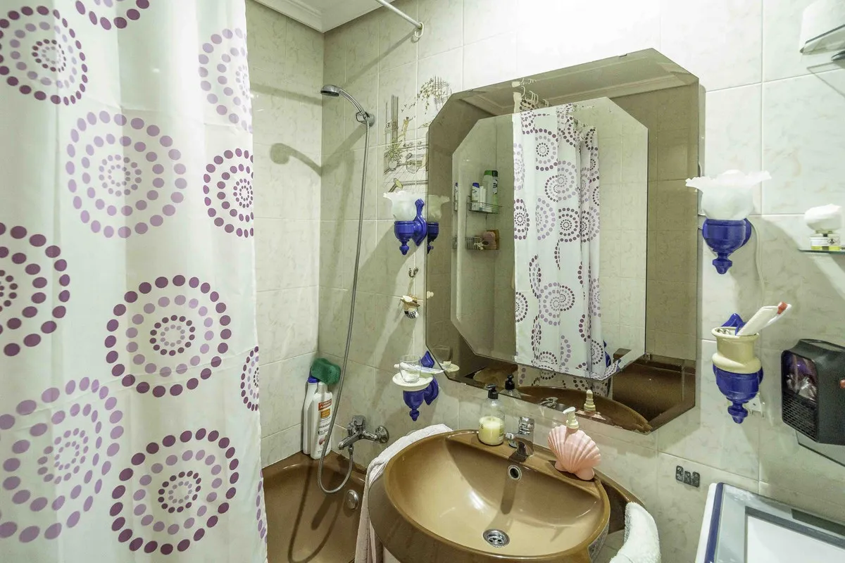 c6679f4c-a03e-4e99-b43c-6aeb9fd4c9a7