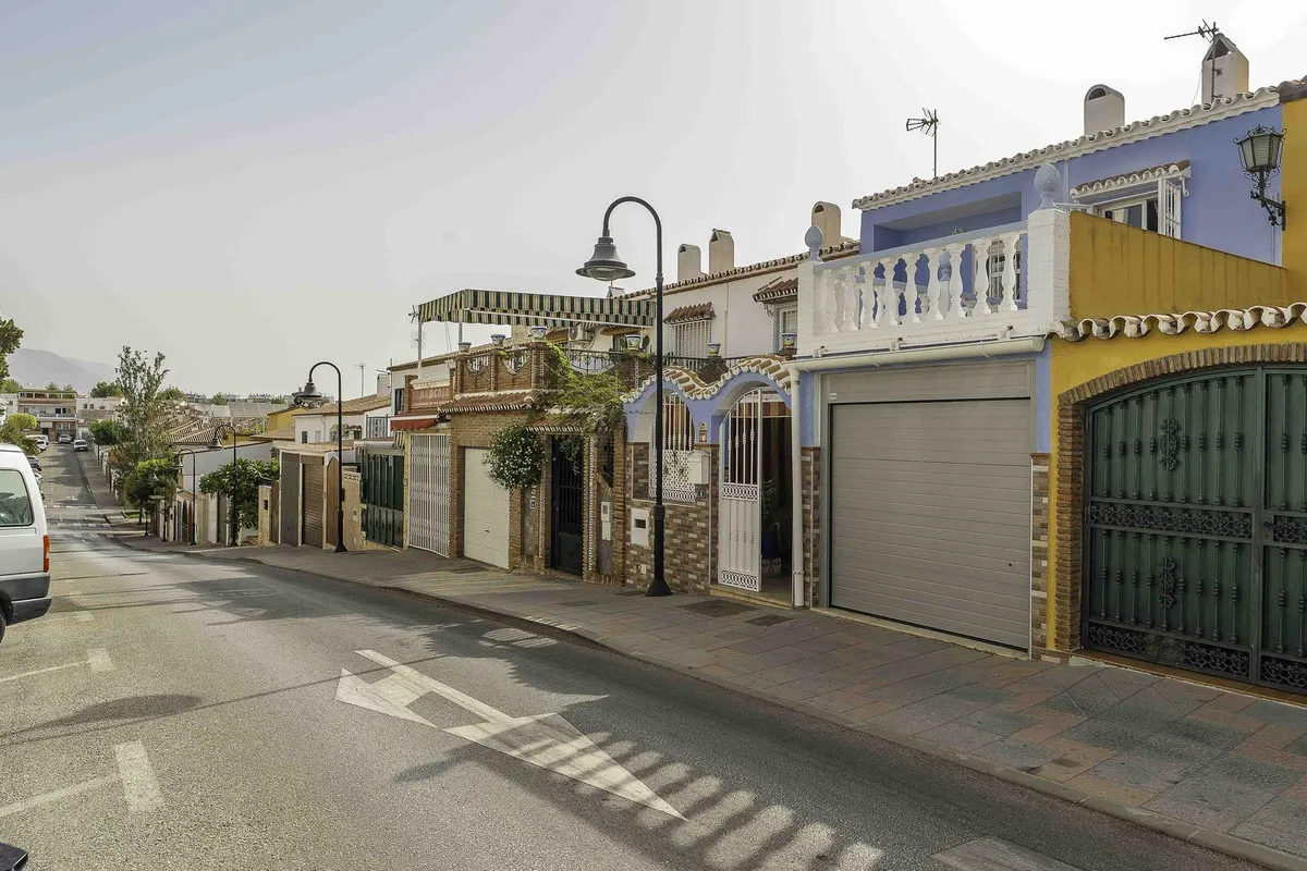 df215755-e443-4b7a-ae40-f5ca6022e583