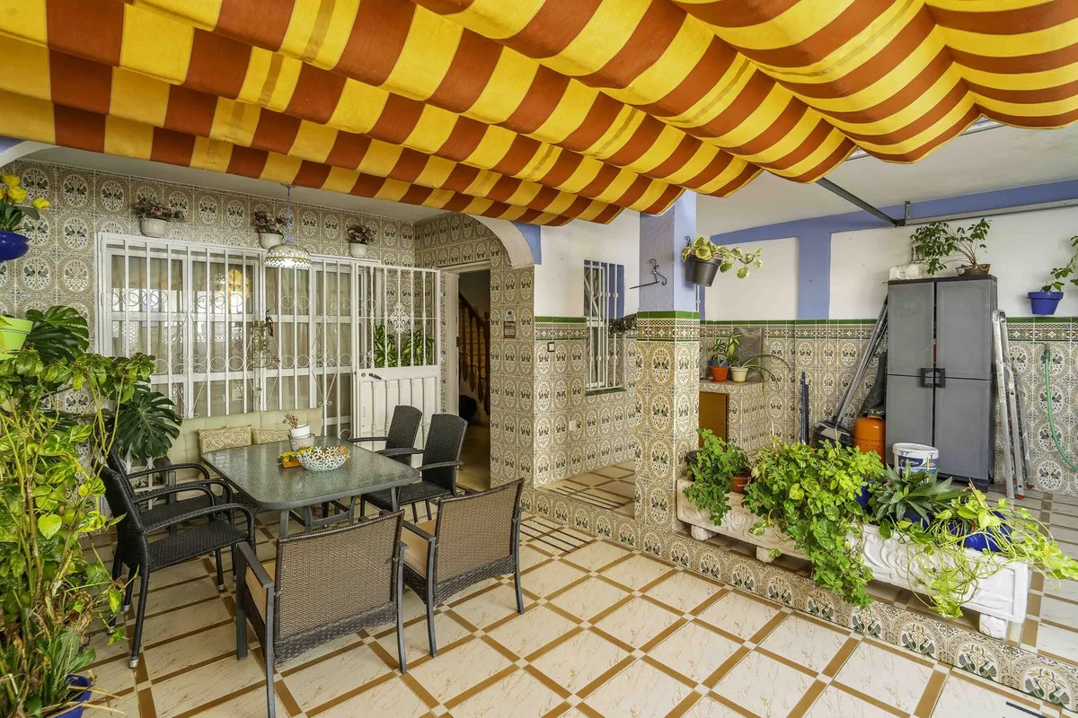 fd38e70b-6edc-4cf1-83dc-fcb463a4ea28