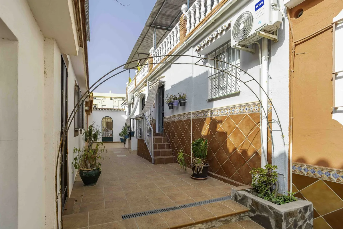 fd47e681-42d6-4c52-b239-cedf847ea7bc