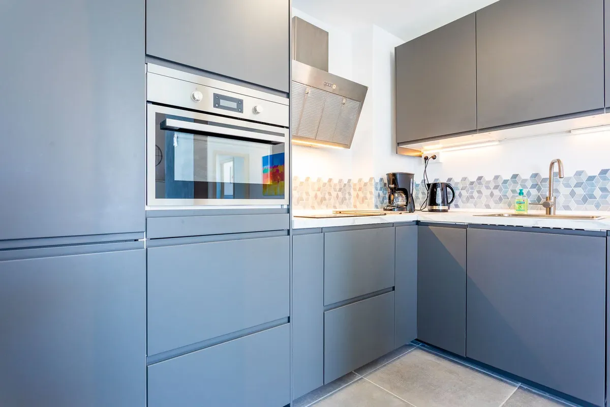 b0085ab9-6416-40ca-ae59-ebf6d2659c19