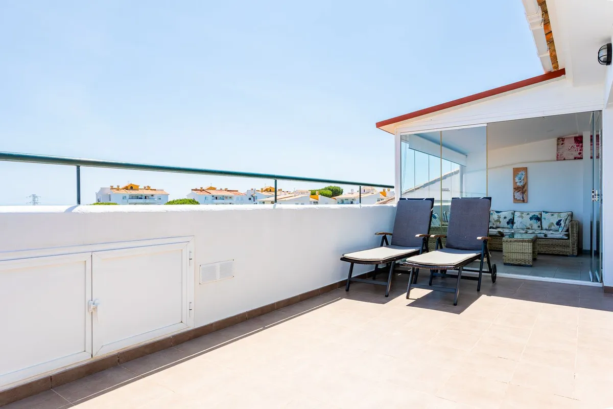 e8e7f37f-f0d0-4a7d-bae8-f11516f75989