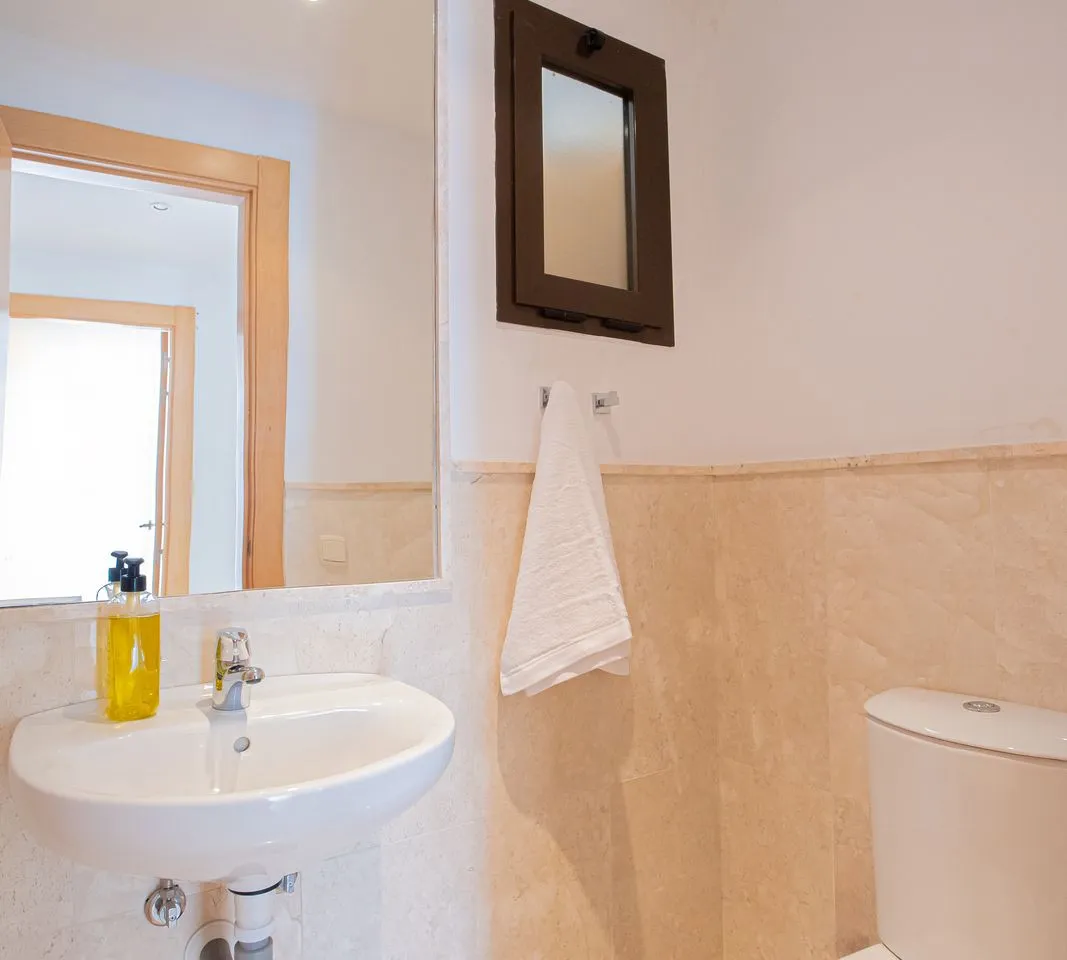 579d5964-88bf-499c-bab7-be672e1787e6