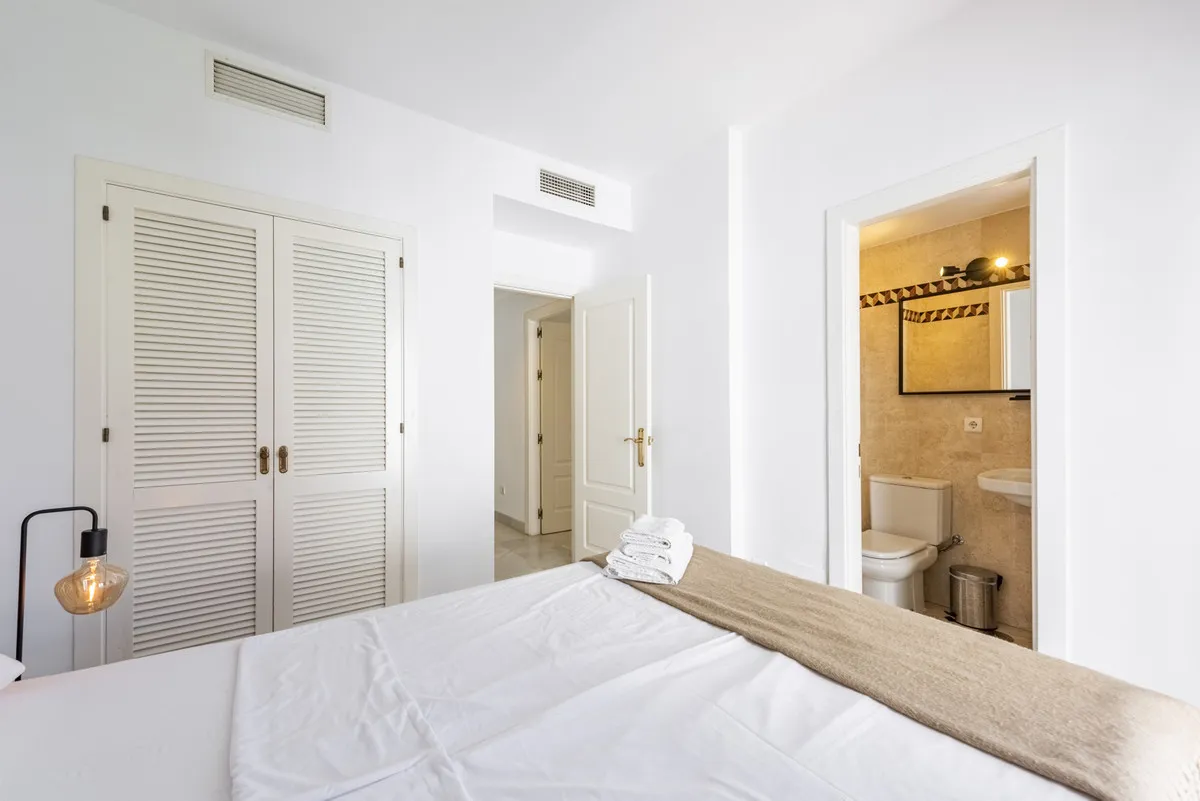 60a9165f-155c-4ce6-aa3d-8e561248749d