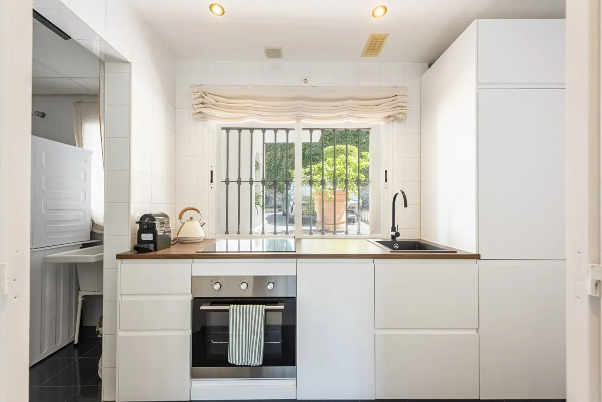 69371cc6-45f3-4b5a-9556-7a172c010fa1