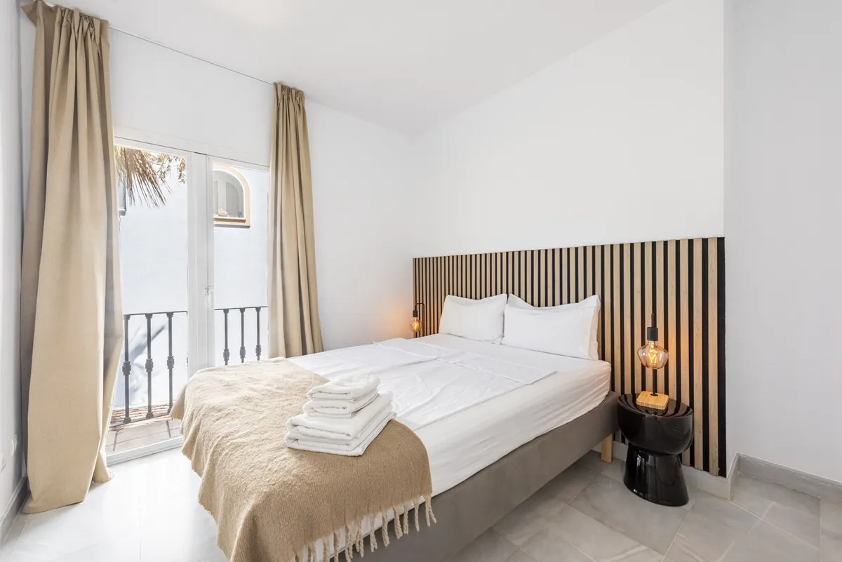 b9dfa30b-9336-4406-b40b-f11869d62548