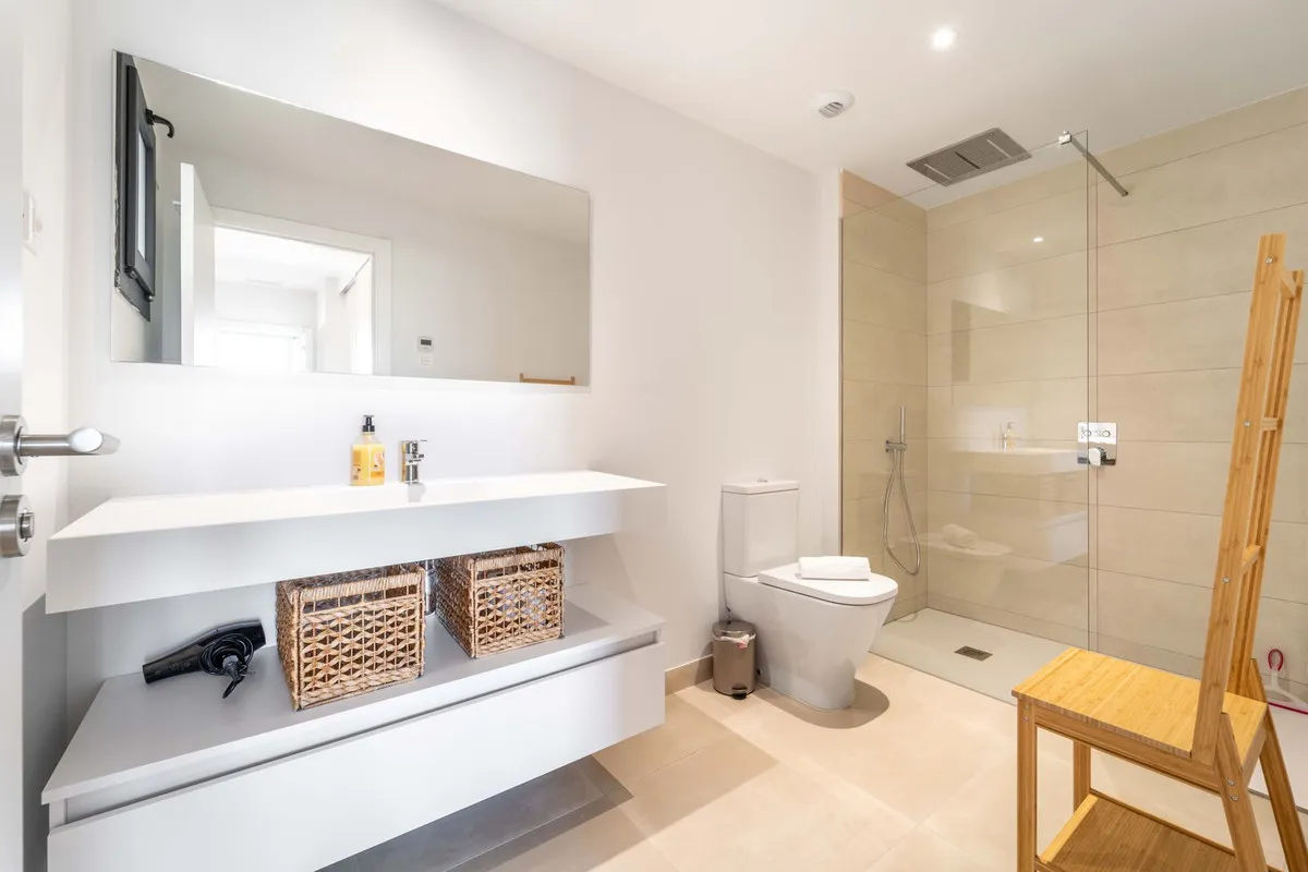 518a26fa-97bc-452f-80a5-f6765b423b88