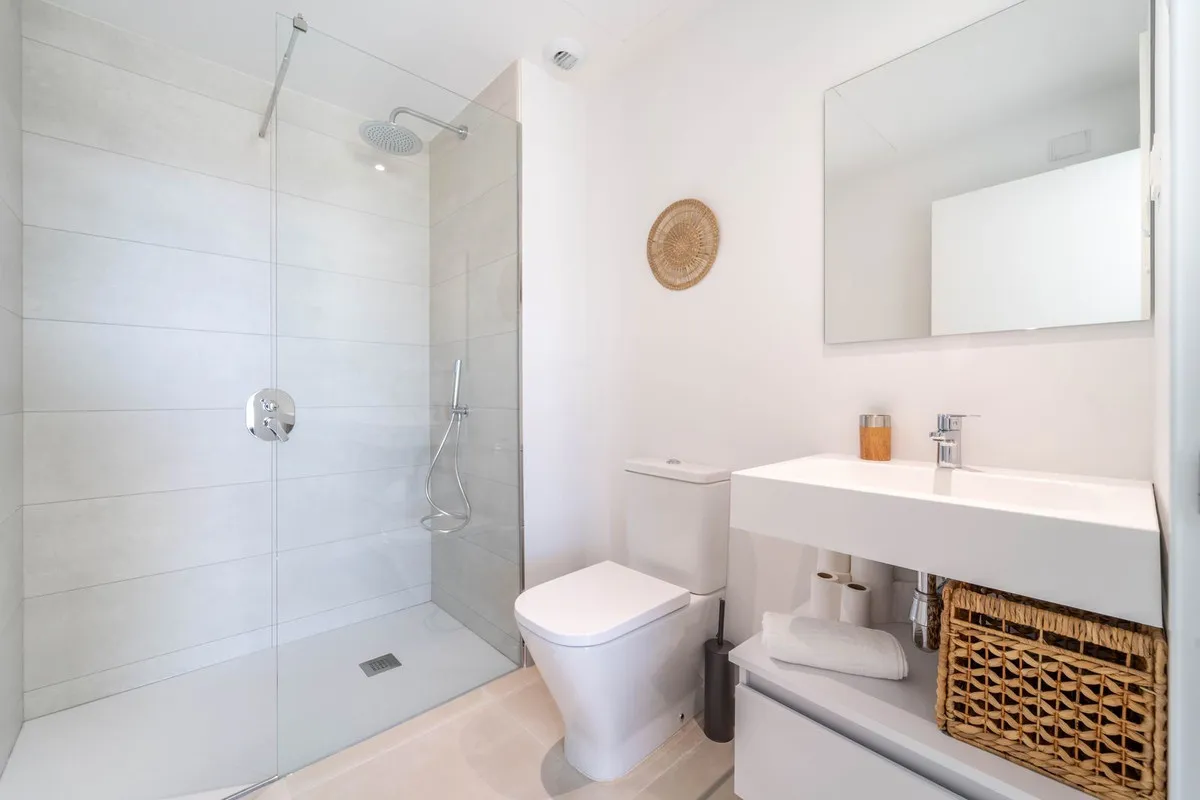 559f0337-d3a3-4c21-b54d-6af4e0a94522