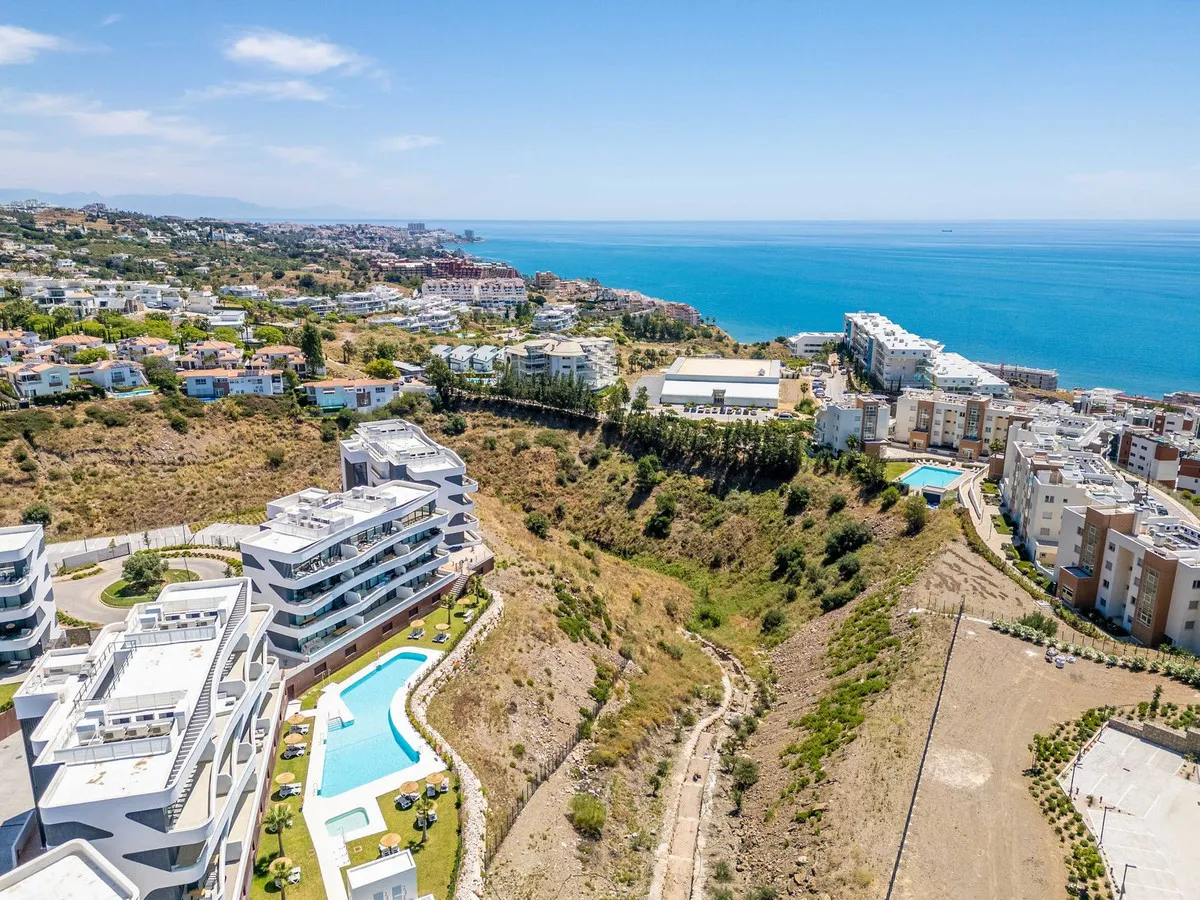 86f9a6b0-7022-4e8c-8f59-e800446ec84e