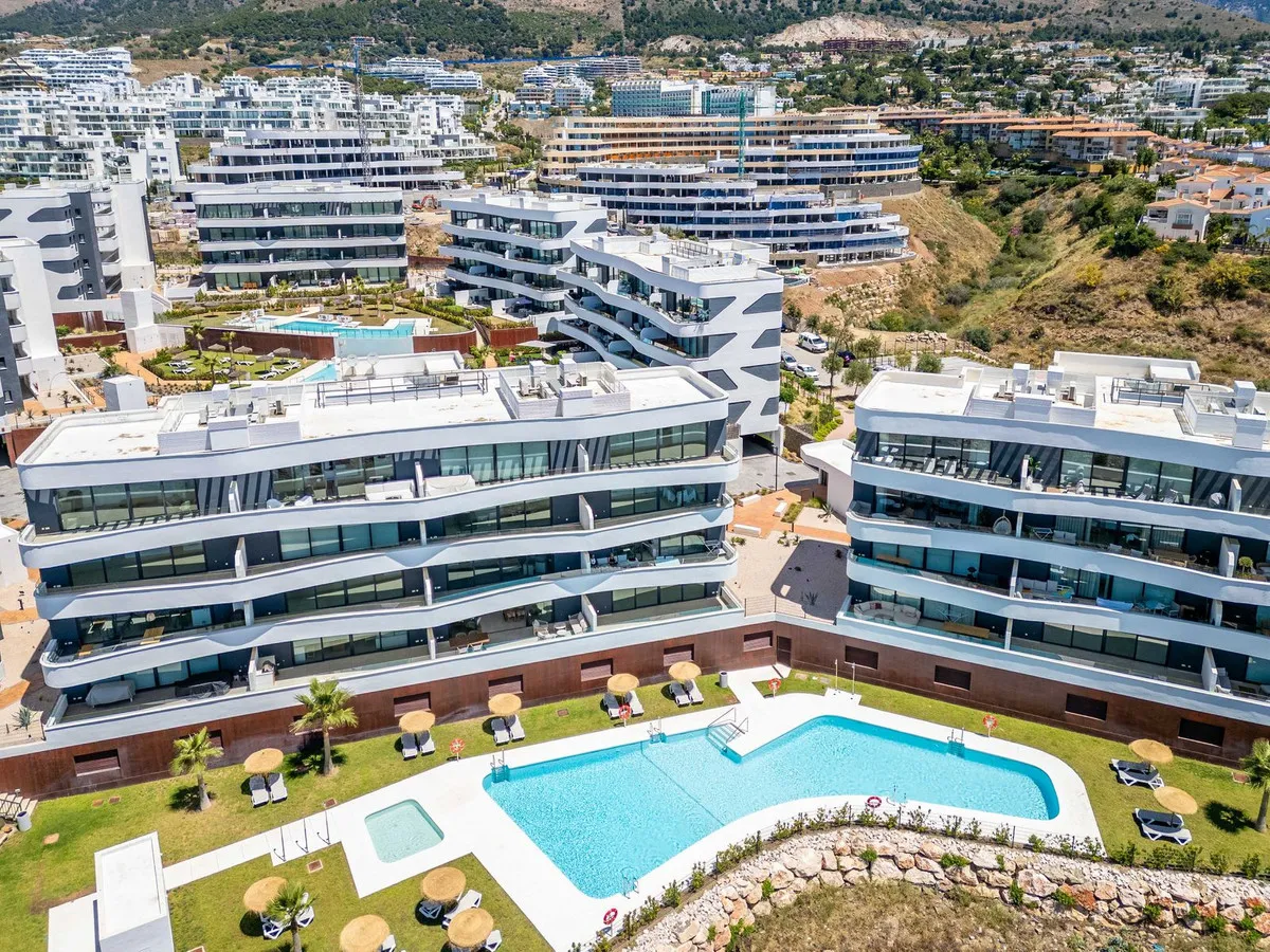 8cb2ce86-7ed0-4743-91b9-abd241301e31