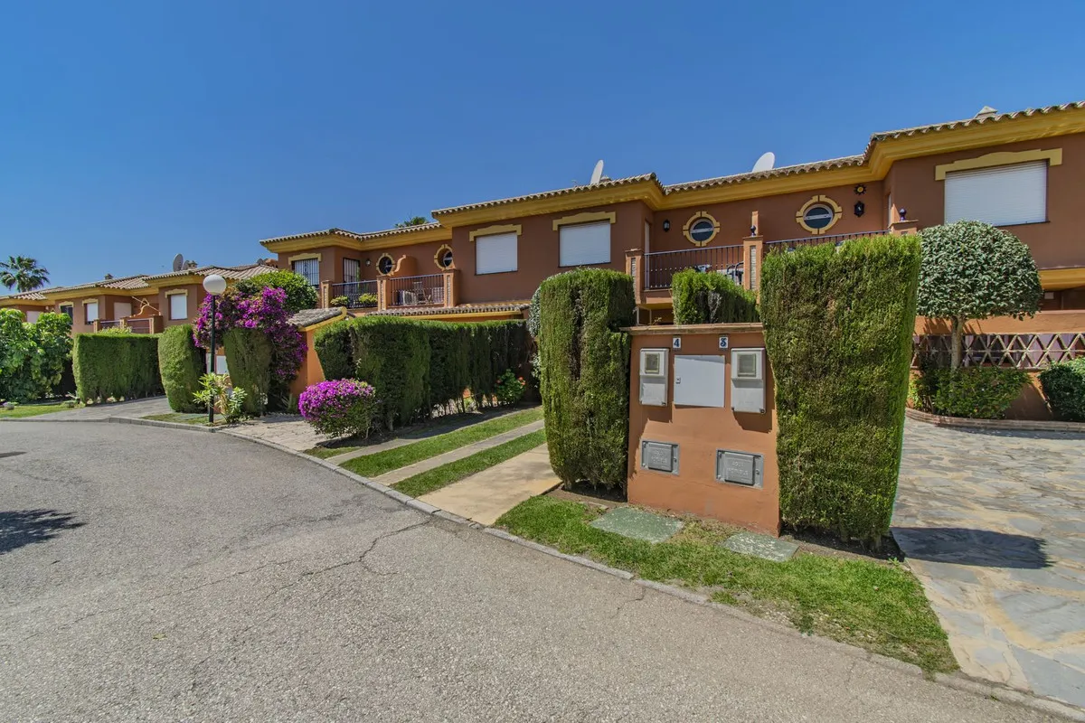 6cb11771-c02e-408c-93b7-4226d6330e07