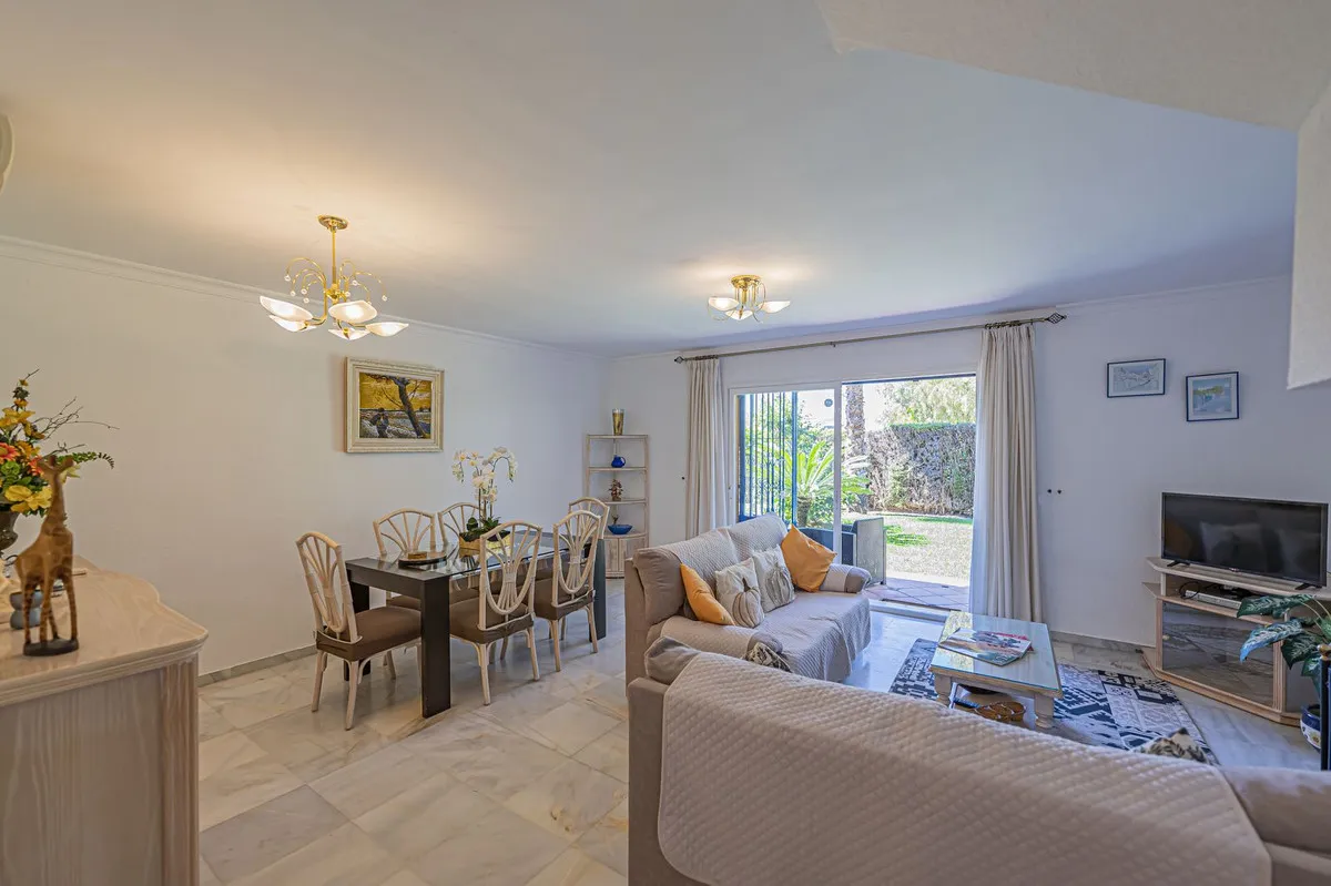 7ead43f2-4c97-43d1-ae6e-437a20b1e04a