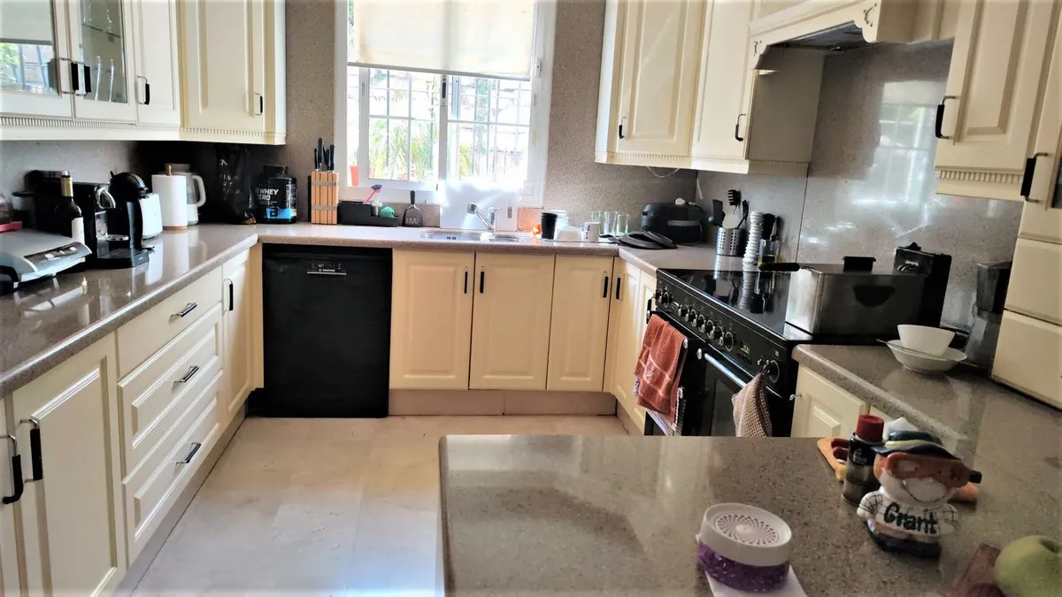 087e9ea5-08bd-41f8-84a7-5997d2022a03