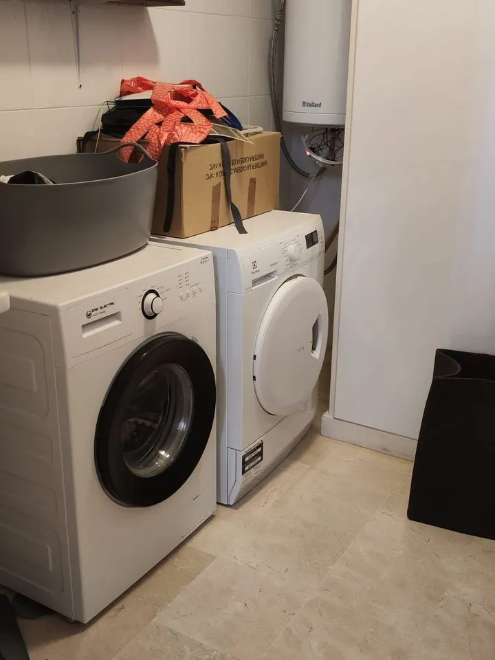 6ad8de88-4a59-4221-9eb2-d103e14a75ee