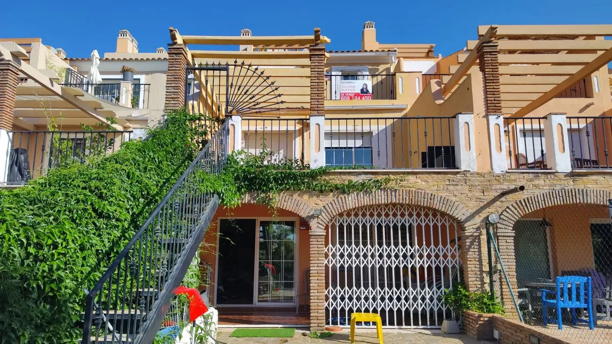 c6d4c81a-3559-47df-8f52-92bdd5f8c8d5