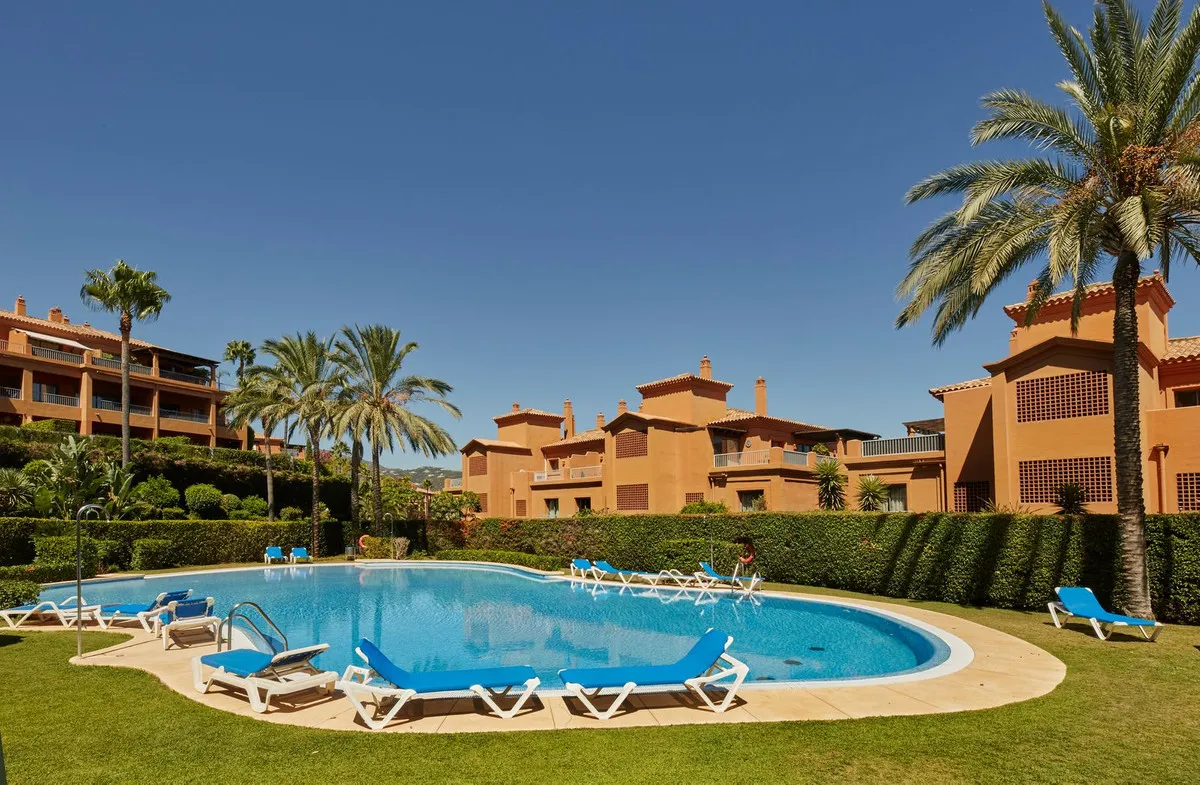 b46534dc-e09a-4531-be03-2994c6c2e615