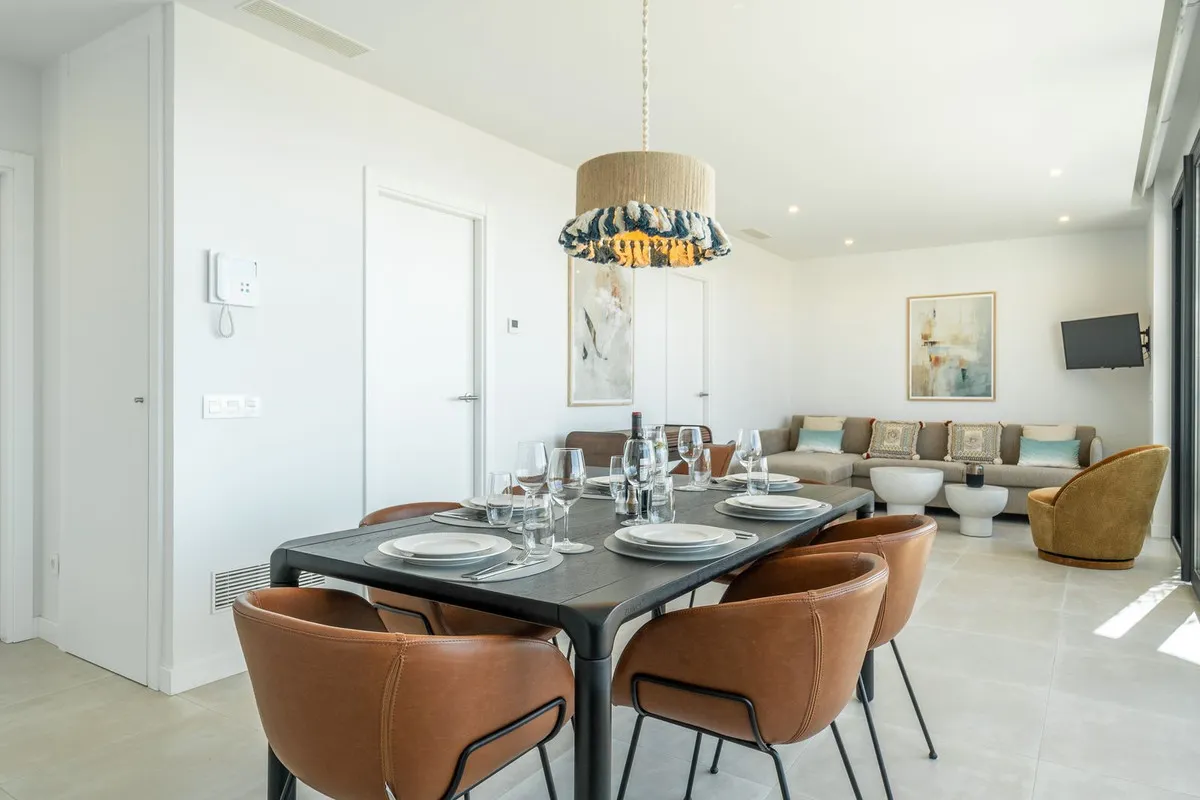 c01c15cc-d842-4304-a236-f7e00c9e789a