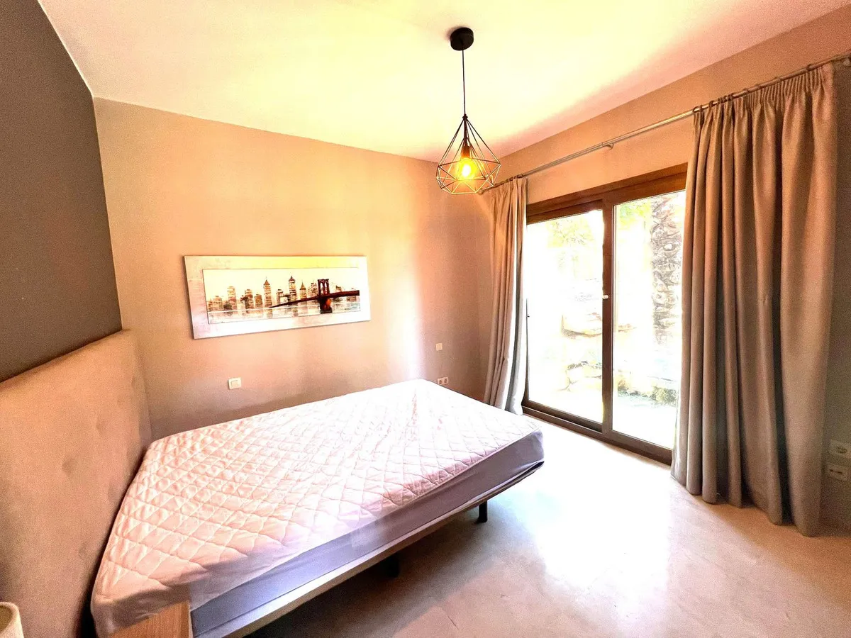 e15f3a7b-828b-45a8-b174-dc828af6f646